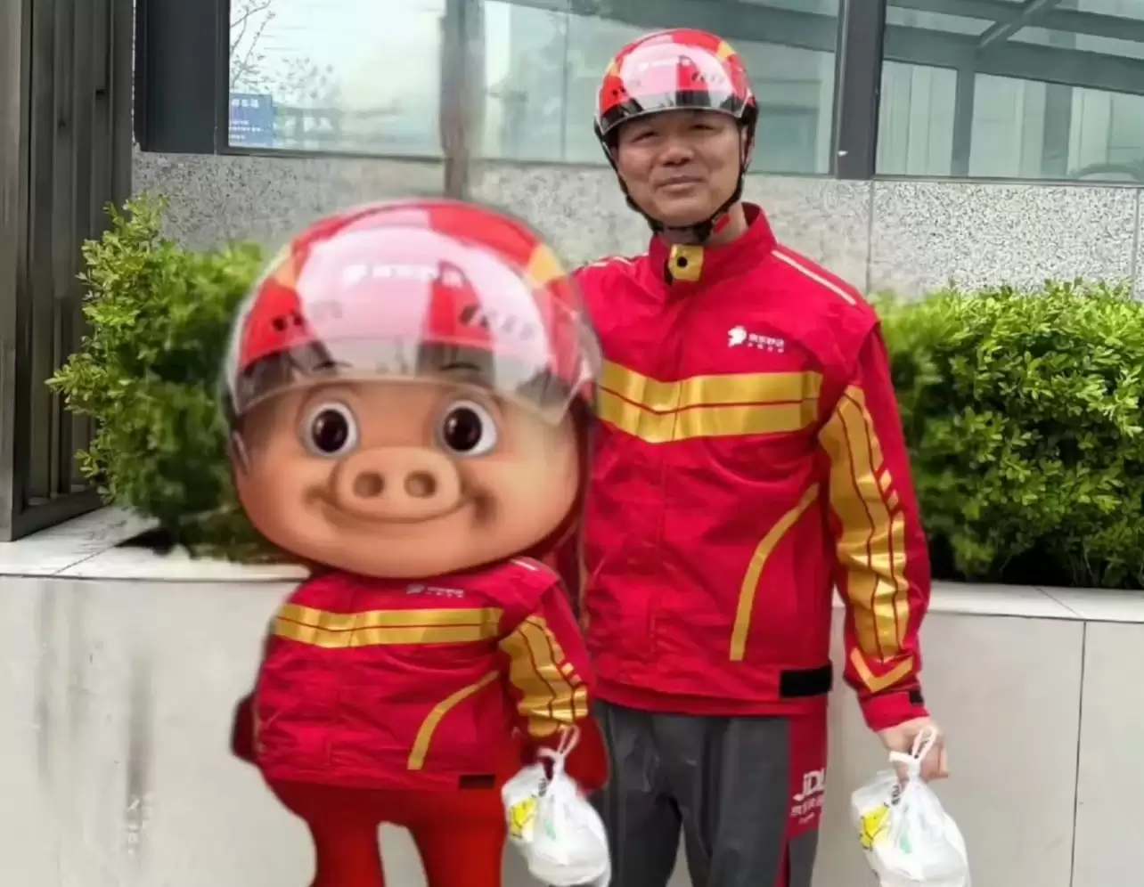 猪猪侠入职京东外卖