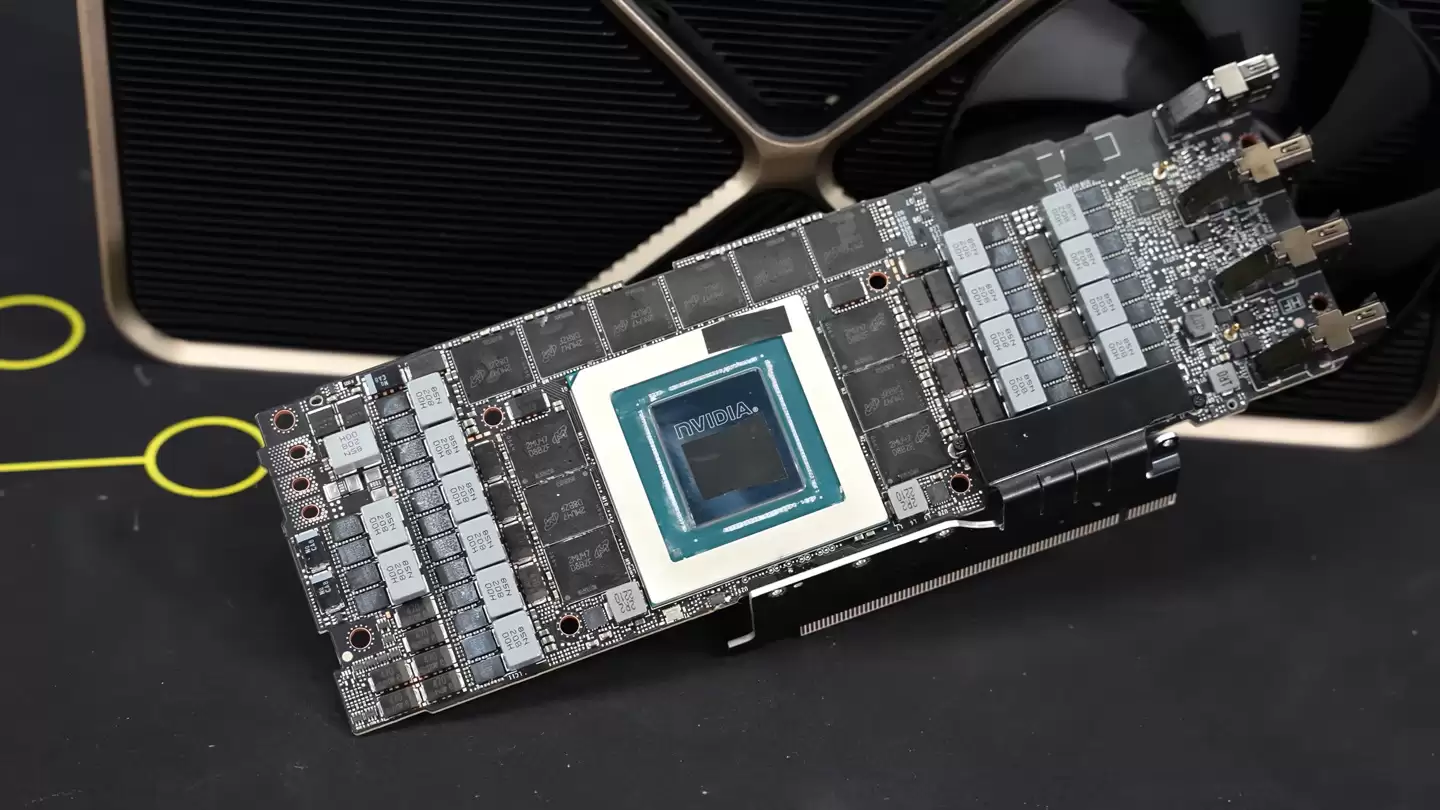 英伟达 TITAN RTX Ada 原型显卡拆解：独特与主板平行 PCB 设计，双 16-Pin 供电