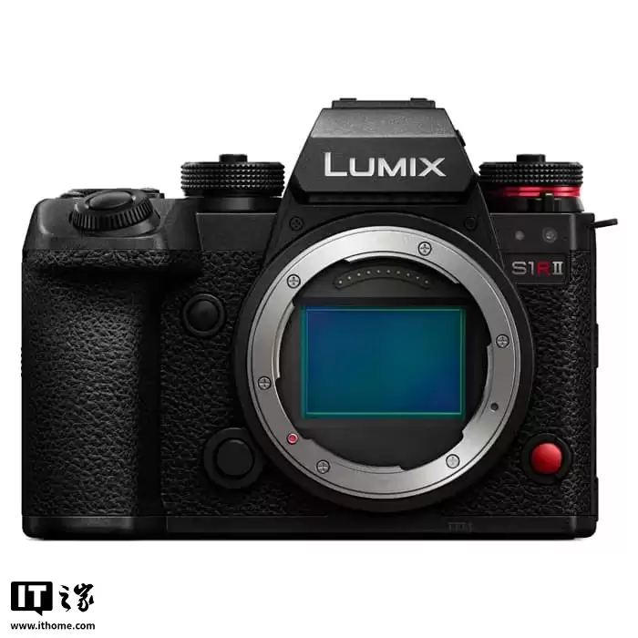 消息称新一代徕卡 SL 全画幅无反相机基于松下 LUMIX S1 RII 套壳,有望明年发布