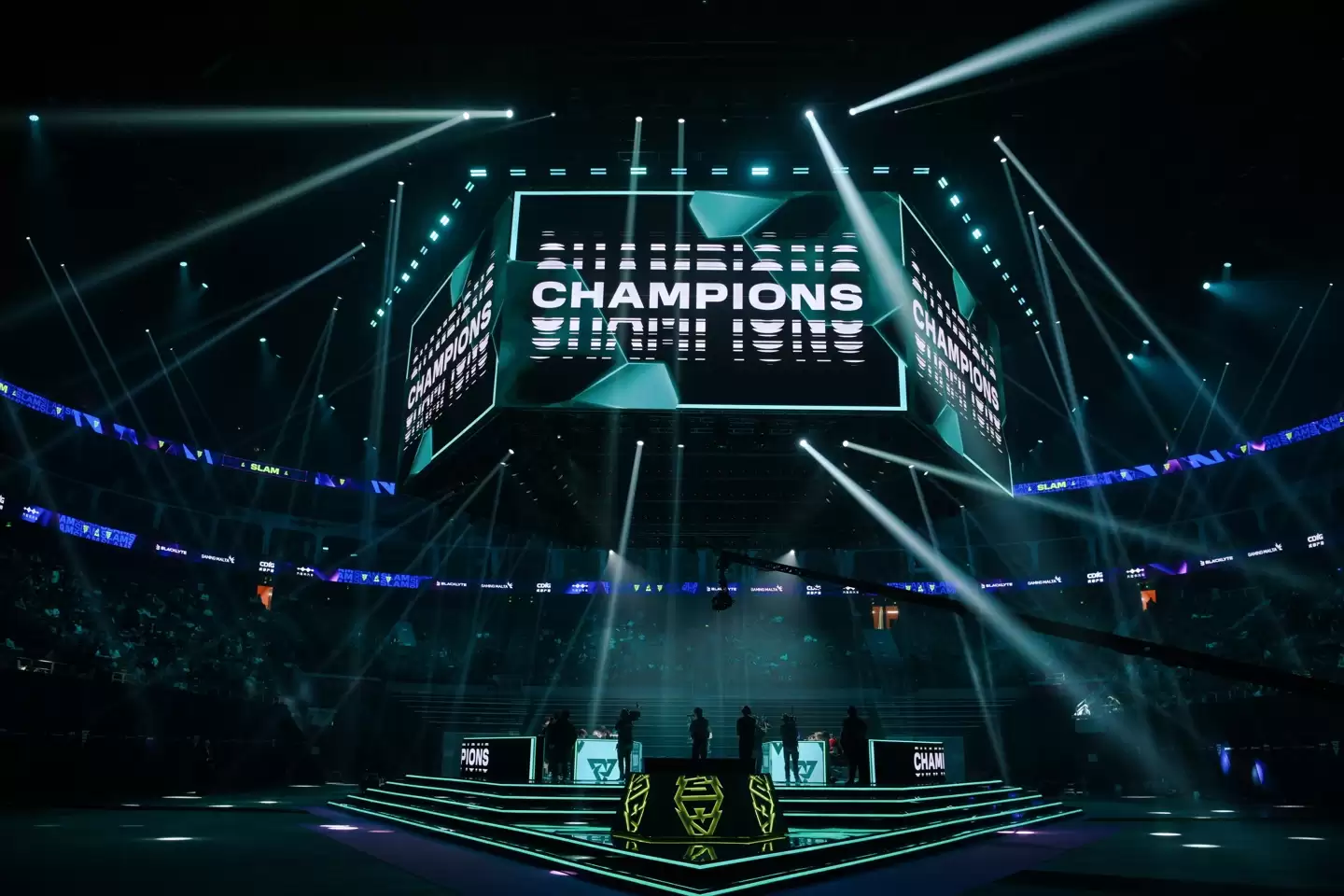 Tundra 成都捧杯，今年“垄断”BLAST DOTA Slam 大满贯全部 4 届冠军