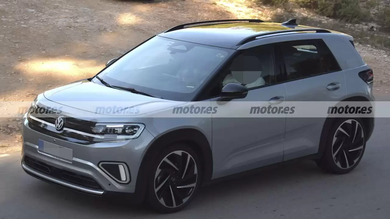 大众 ID.Cross 纯电小型 SUV 量产版谍照曝光,明年上市