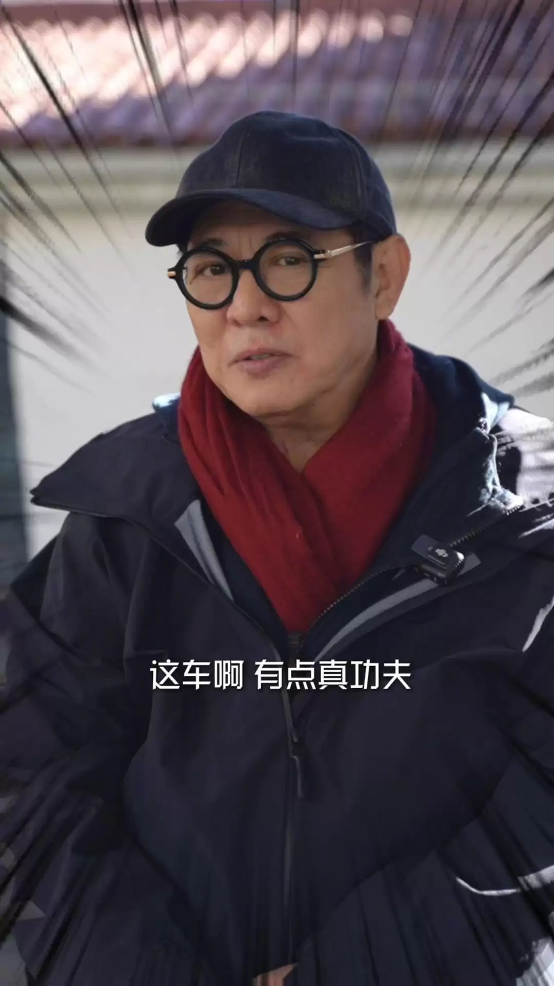 鸿蒙智行尊界S800轿车1万台下线即交付,李连杰成为车主