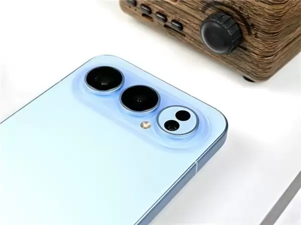 2025 最强拍照手机推荐 荣耀 500 系列影像解析