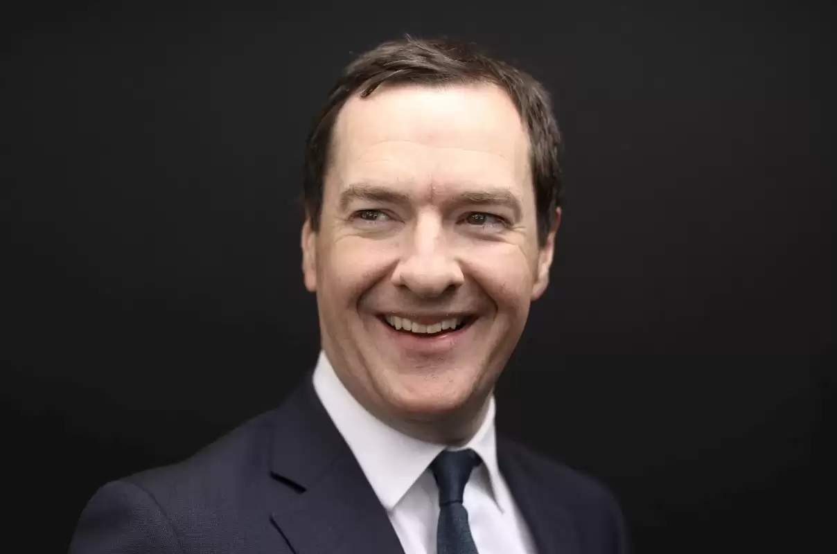 借知名政客推进布局 OpenAI聘请英国前财长与各国合建AI基础设施