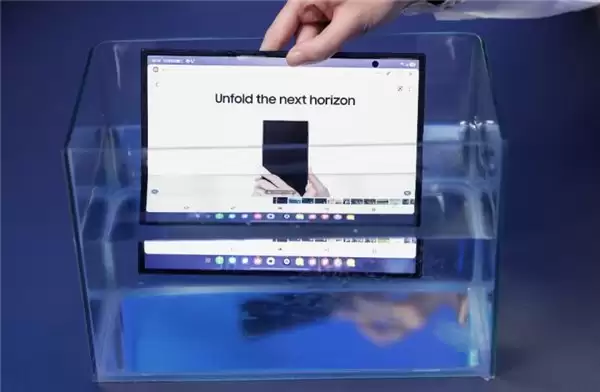 于细微处见匠心 看三星 Galaxy Z TriFold 的全面防护之道