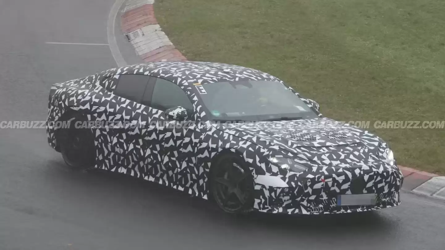 奔驰 AMG GT 纯电轿跑雨战“绿色地狱”纽北赛道，1360 马力暴雨狂飙