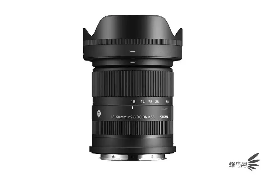 适合挂机的变焦头 适马18-50mm F2.8 DC DN售价3299元