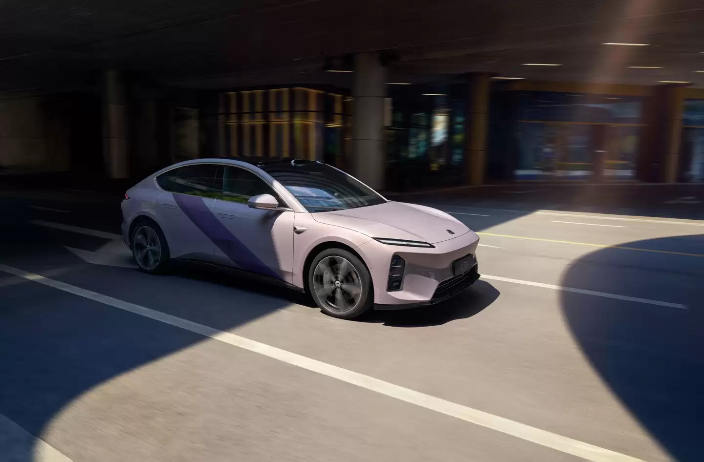 蔚来ET5/ET5T推远空紫限量版，售31.3万起限量555台