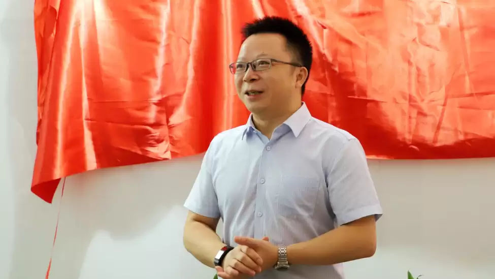 “国产 GPU 第二股”沐曦上市股价暴涨:CEO 陈维良成亿万富翁、联合创始人财富飙升