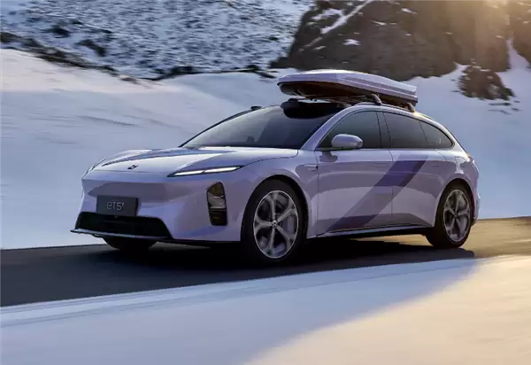 蔚来ET5/ET5T远空紫限定版上市，限量555台售至2026