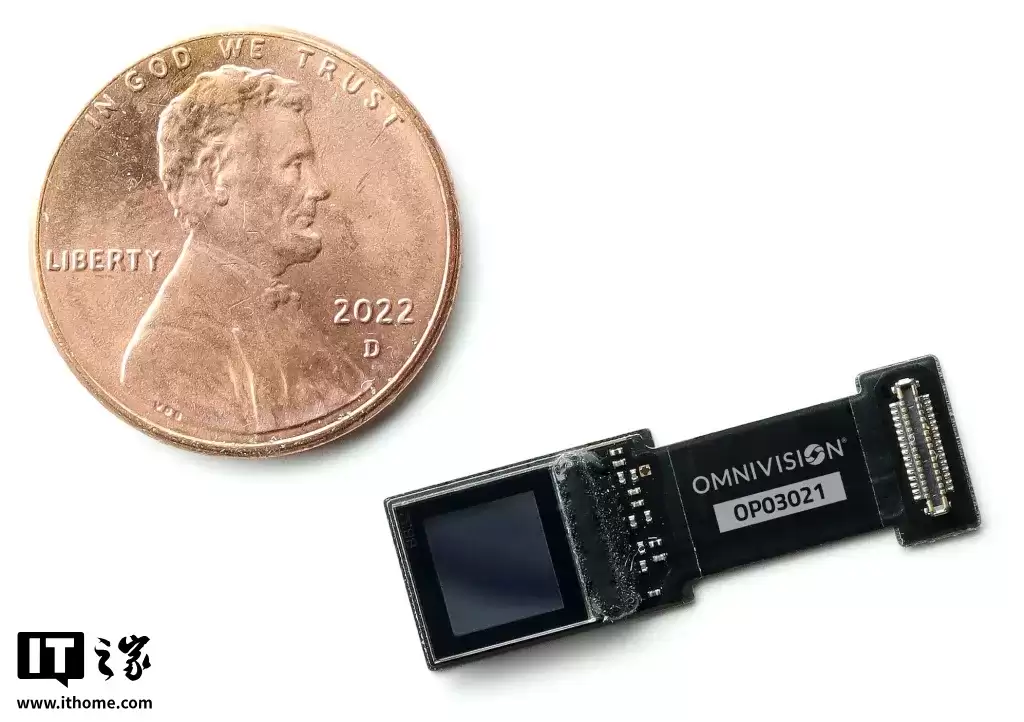 0.26 英寸 1632×1536 分辨率,豪威科技推出专为智能眼镜打造的 OP03021 LCOS 面板