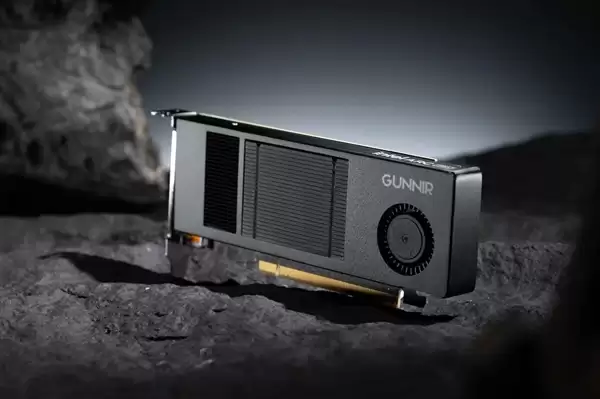 全金属外壳 帅爆！蓝戟发布单风扇迷你版Intel锐炫Pro B50专业显卡