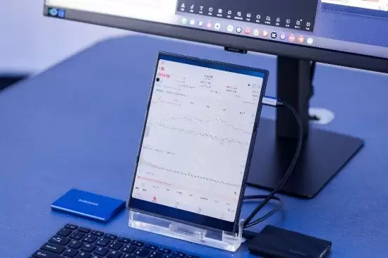 三星 Galaxy Z TriFold:多任务处理“神器” 驾驭高效办公体验