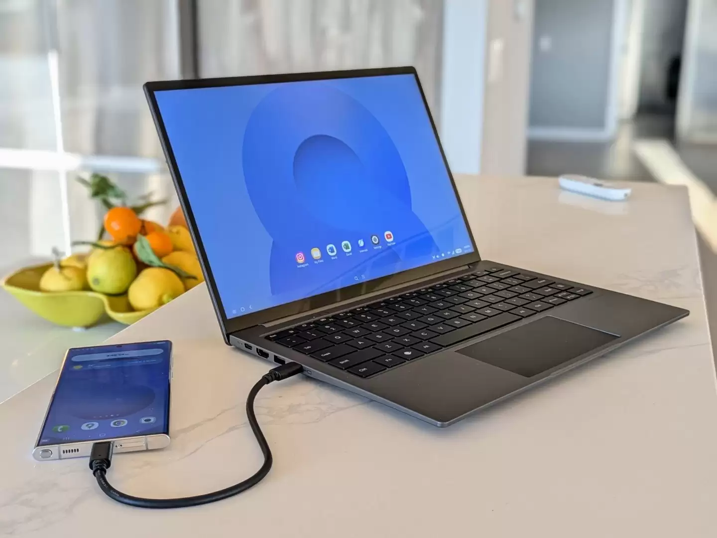 NexDock 6发布：14英寸触控扩展坞，229美元打造移动桌面新体验