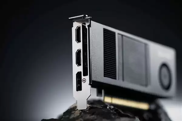 全金属外壳 帅爆！蓝戟发布单风扇迷你版Intel锐炫Pro B50专业显卡