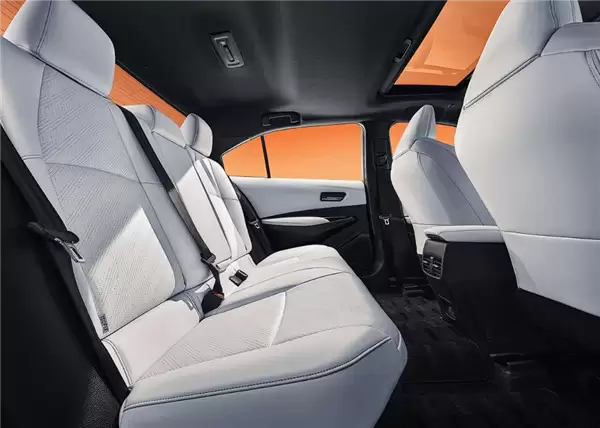 广汽丰田雷凌L官宣：轴距加长至2750mm 三种动力