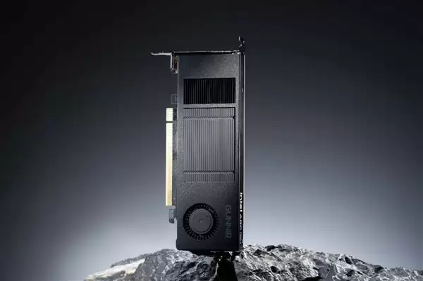 全金属外壳 帅爆！蓝戟发布单风扇迷你版Intel锐炫Pro B50专业显卡