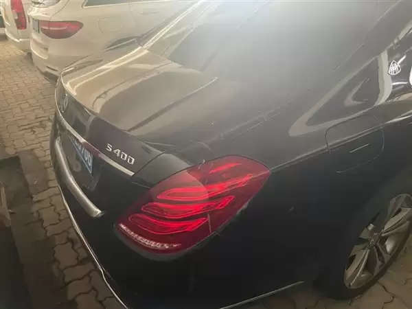 流拍两次 张小泉集团名下迈巴赫S400将被拍卖：降价至38万元