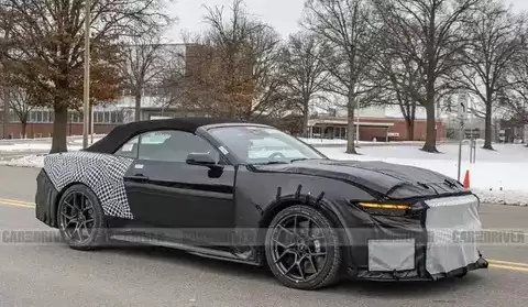 全新福特Mustang Shelby GT500敞篷版曝光，或告别Shelby徽标
