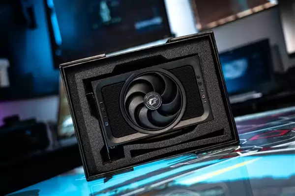 250W的单风扇RTX 5070!七彩虹iGame RTX 50系列Mini正式开售:3499元起