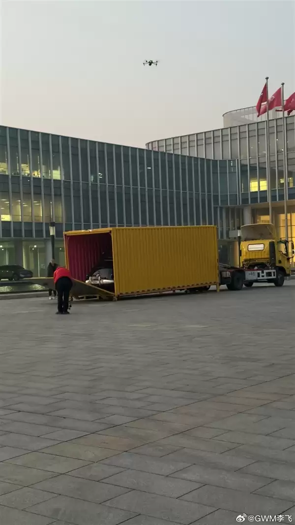 长城汽车全新车型曝光：不是SUV也不是越野车 上世纪老爷车造型