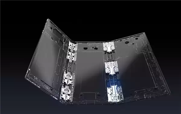 三星首款三折叠!Galaxy Z TriFold国行首发开售:19999元起