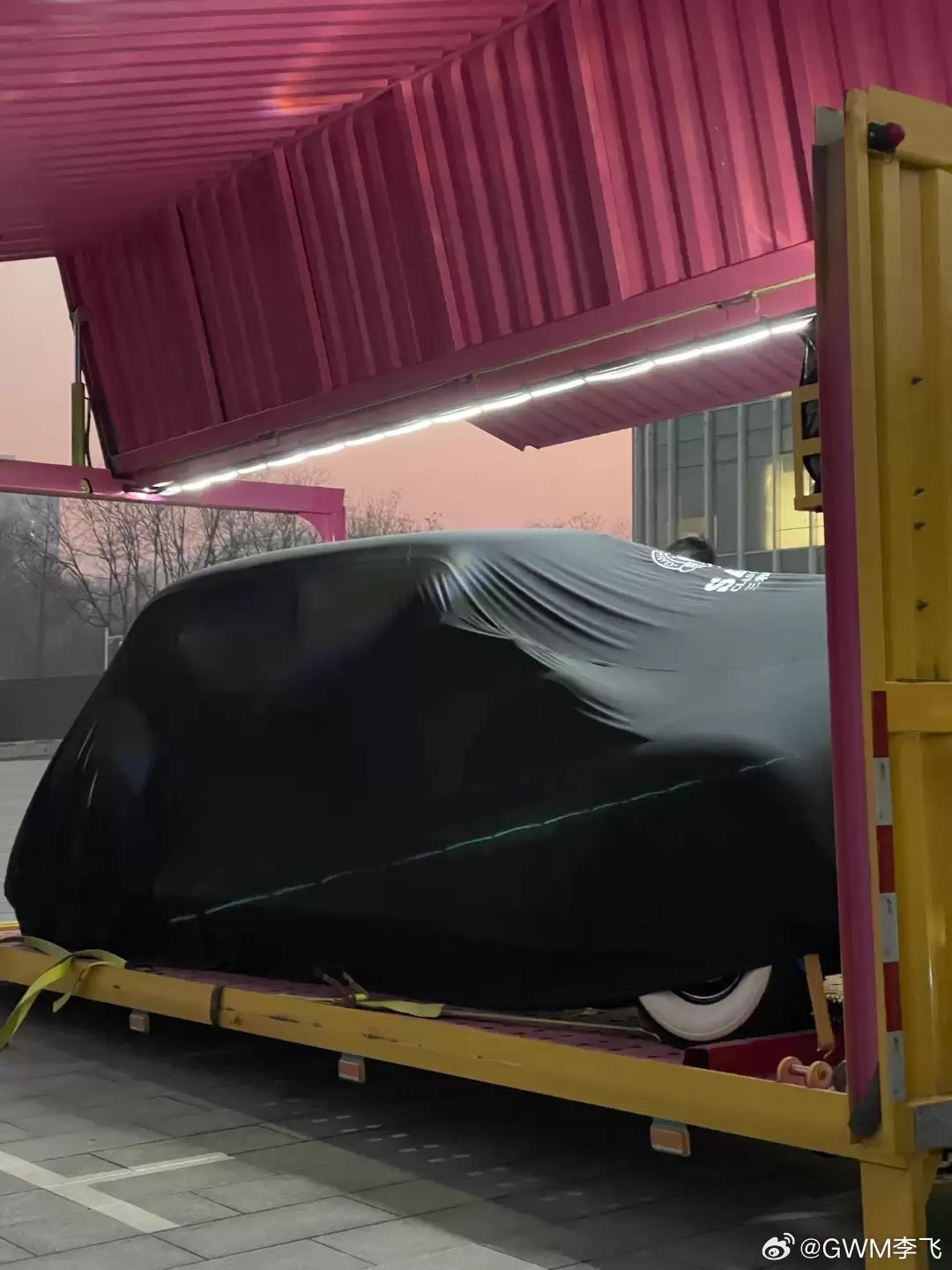 长城汽车官方预热新品牌，首款外形还原经典老爷车设计