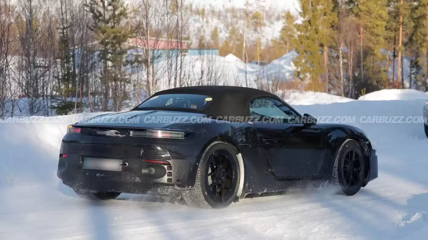 保时捷 718 纯电版被拍到开启第四轮冬测，研发周期破纪录