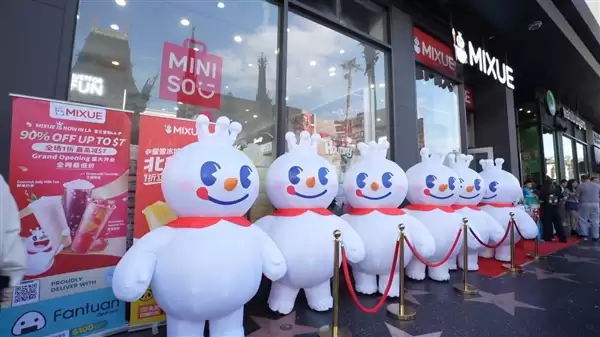 蜜雪冰城美国首店正式开业：招牌冰淇淋1.19美元