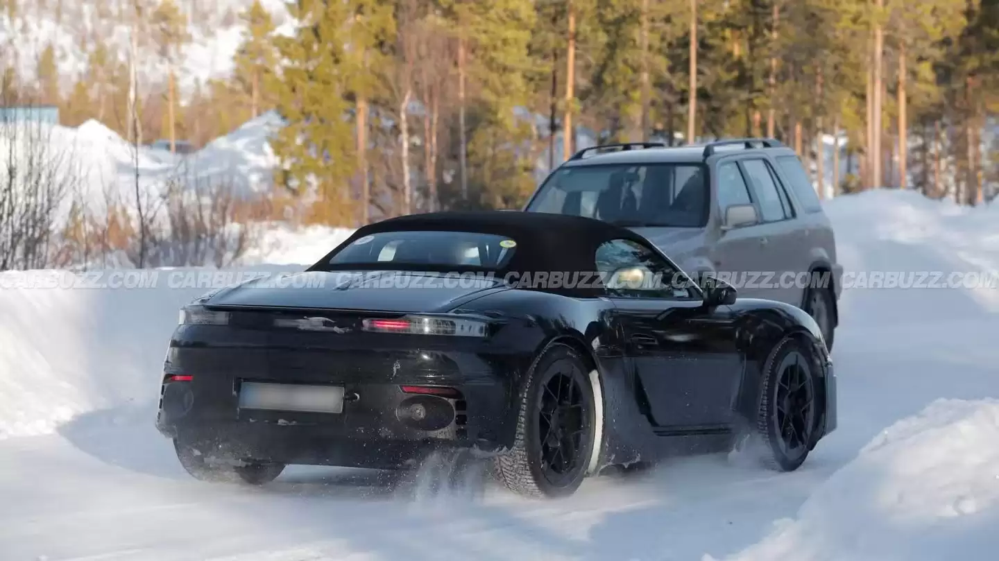 保时捷 718 纯电版被拍到开启第四轮冬测，研发周期破纪录