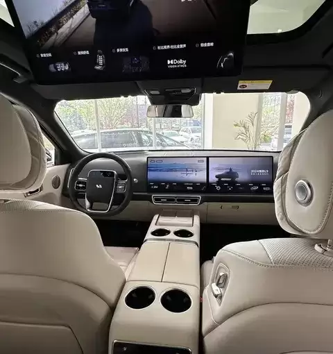 智能座舱屏多未必智，体验升级才是关键