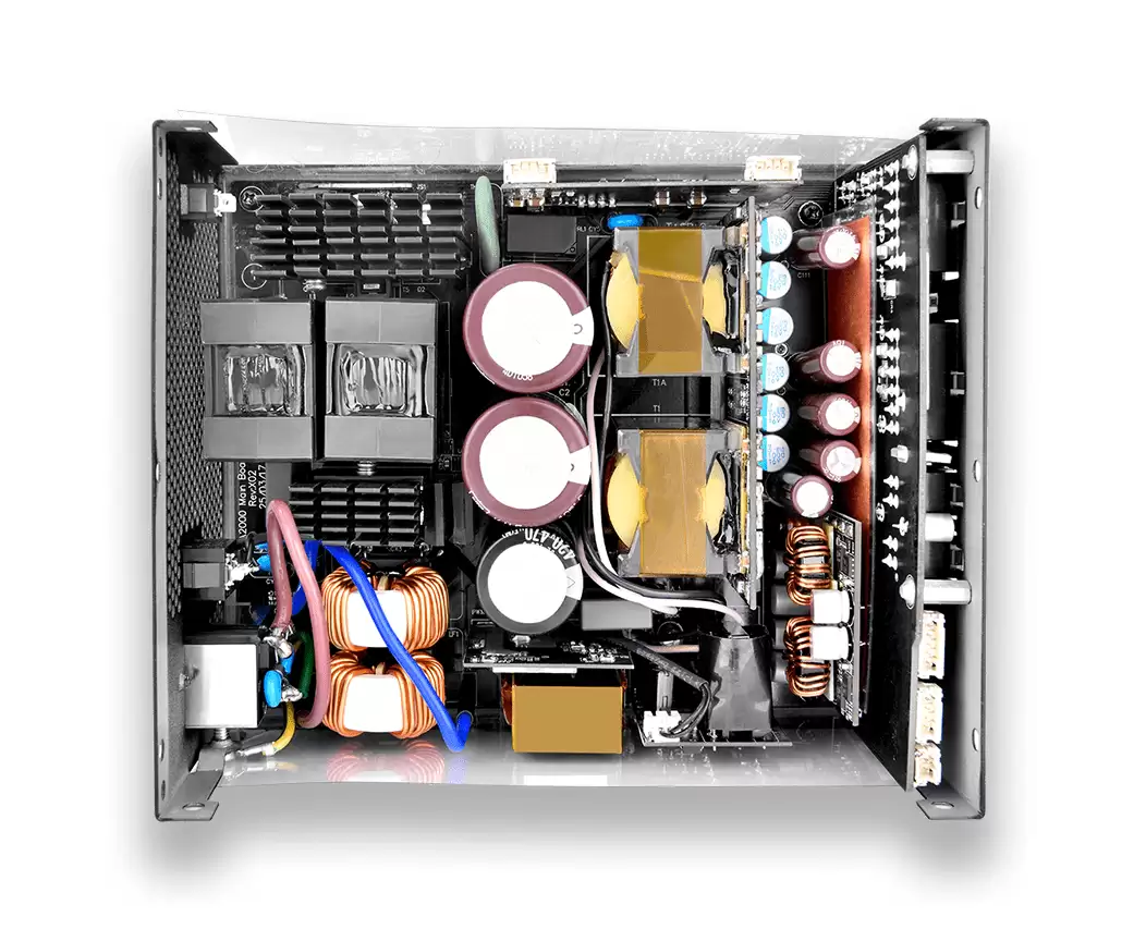 曜越推出 Toughpower i2000W 数字电源:4 组原生 12V-2×6 输出