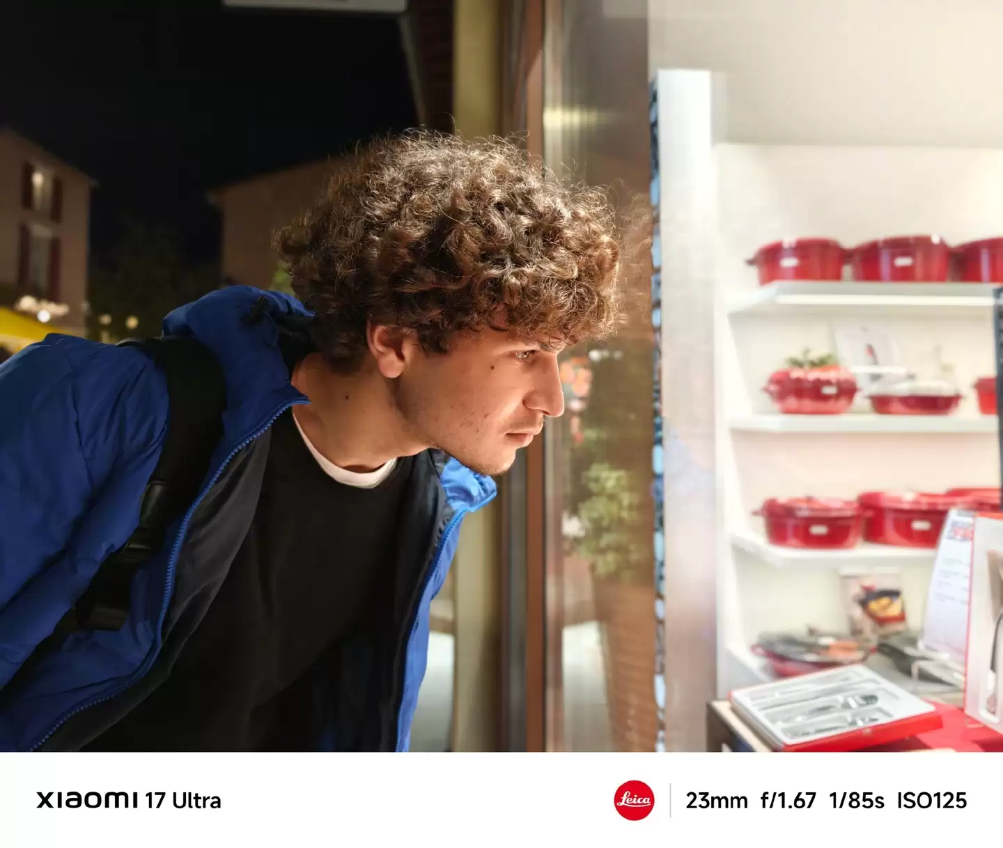 小米 17 Ultra 手机拍照 / 视频样片公布:徕卡 1 英寸主摄 + LOFIC 超高动态技术加持,号称“夜色传神”