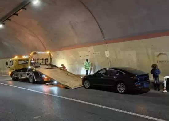 兰海高速定速巡航失控惊险事件