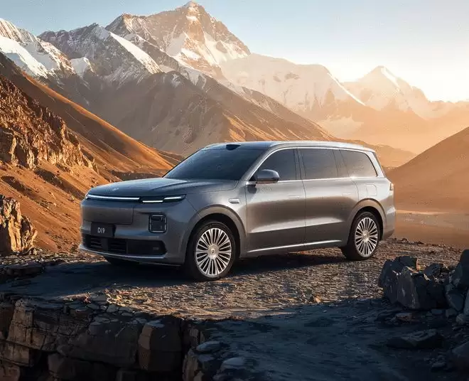 12月22日发布 零跑D19内饰设计图曝光