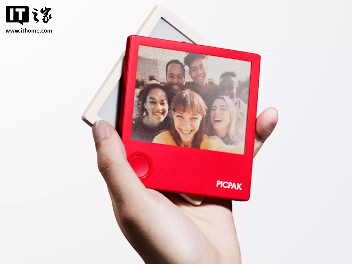 PicPak 掌上墨水屏相框现身：彩色 E-ink 屏幕，400 天续航
