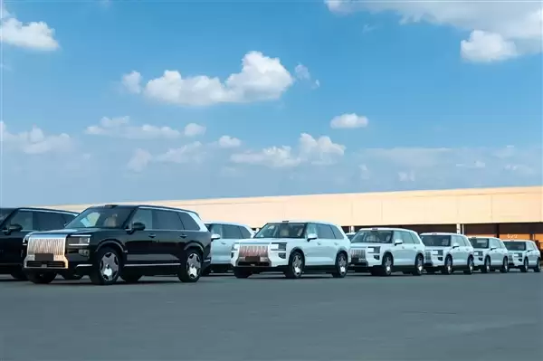 国产车在海外成加价神车!极氪9X在俄罗斯卖到110万元