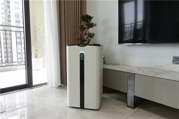 2025 母婴家庭空气净化器选购指南:除臭、除菌性能横测与高性价比攻略