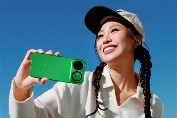 鸿蒙生态爆发：3200万台设备见证中国软件崛起