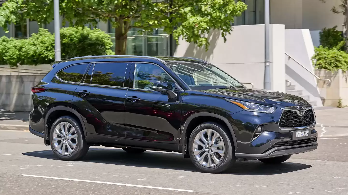 时隔 20 年，丰田计划在日本本土销售美国制造的车型