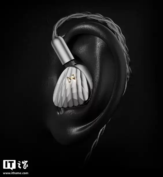 HiBy 海贝推出 Zeta 二代有线耳机：“静电 + 平板 + 动铁 + 动圈”四混合九单元配置，10558 元