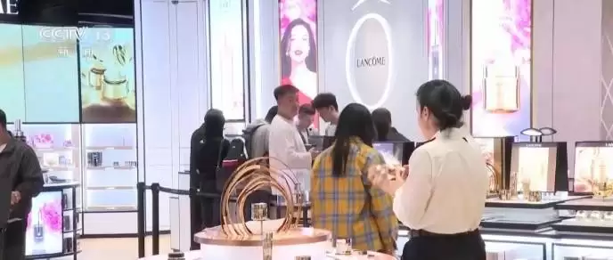 三亚免税消费持续升温 封关首周日均破亿