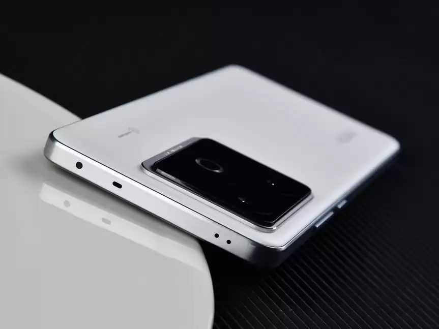 内存涨价不要慌 这些超大内存天玑旗舰手机更超值