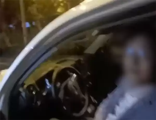 男子二次醉驾 遇交警猛喝水妄图“稀释”酒精:严办!