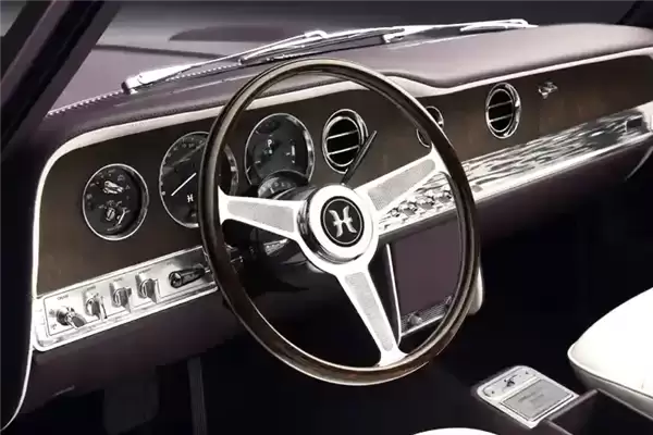 纯手工打造限量60台！劳斯莱斯险路电动版亮相：800伏平台加持