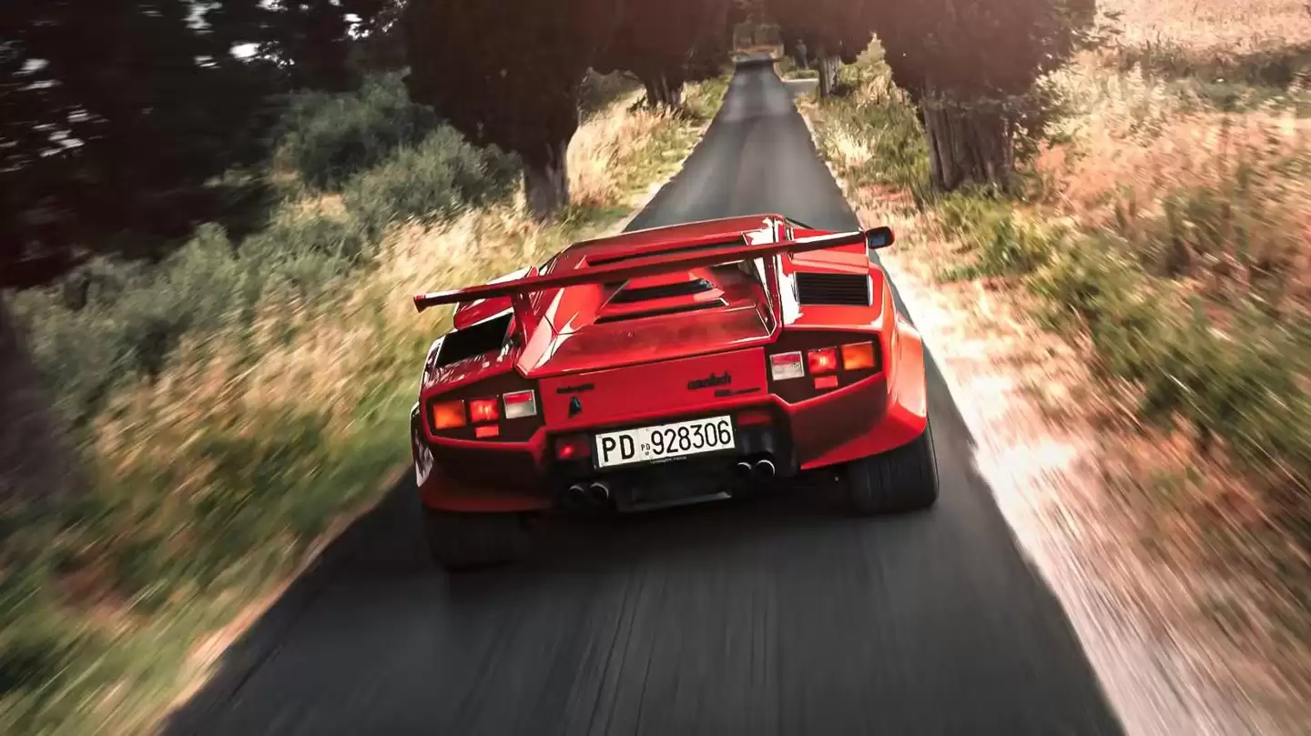 兰博基尼新专利曝光:用磁铁取代液压,重新定义超跑尾翼