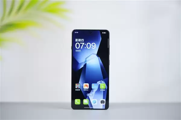 一加Turbo系列明年1月发布 李杰:同档游戏性能、续航最强的Turbo