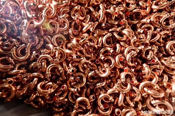 格力市场总监朱磊晒工厂图:铜管堆成山!坚决不用铝代铜