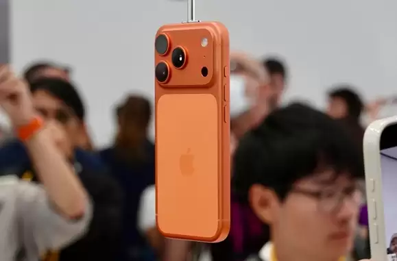 iPhone背面轻敲变隐形按键 引发热议