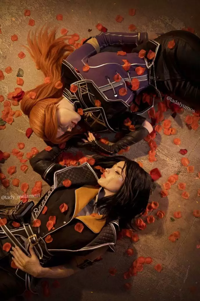 光与影：33号远征队女主获奖，Cos界巨星还原因埃尔与吕涅引热议